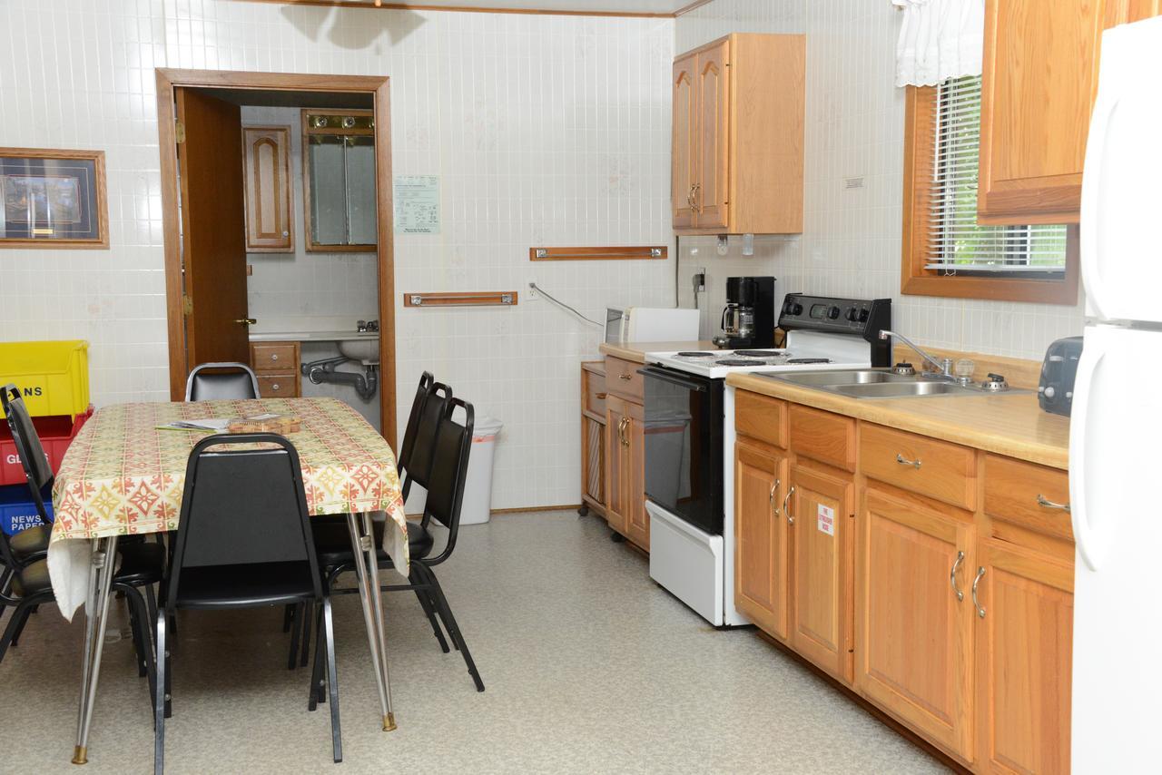 Riverside Resort Richmond Екстер'єр фото